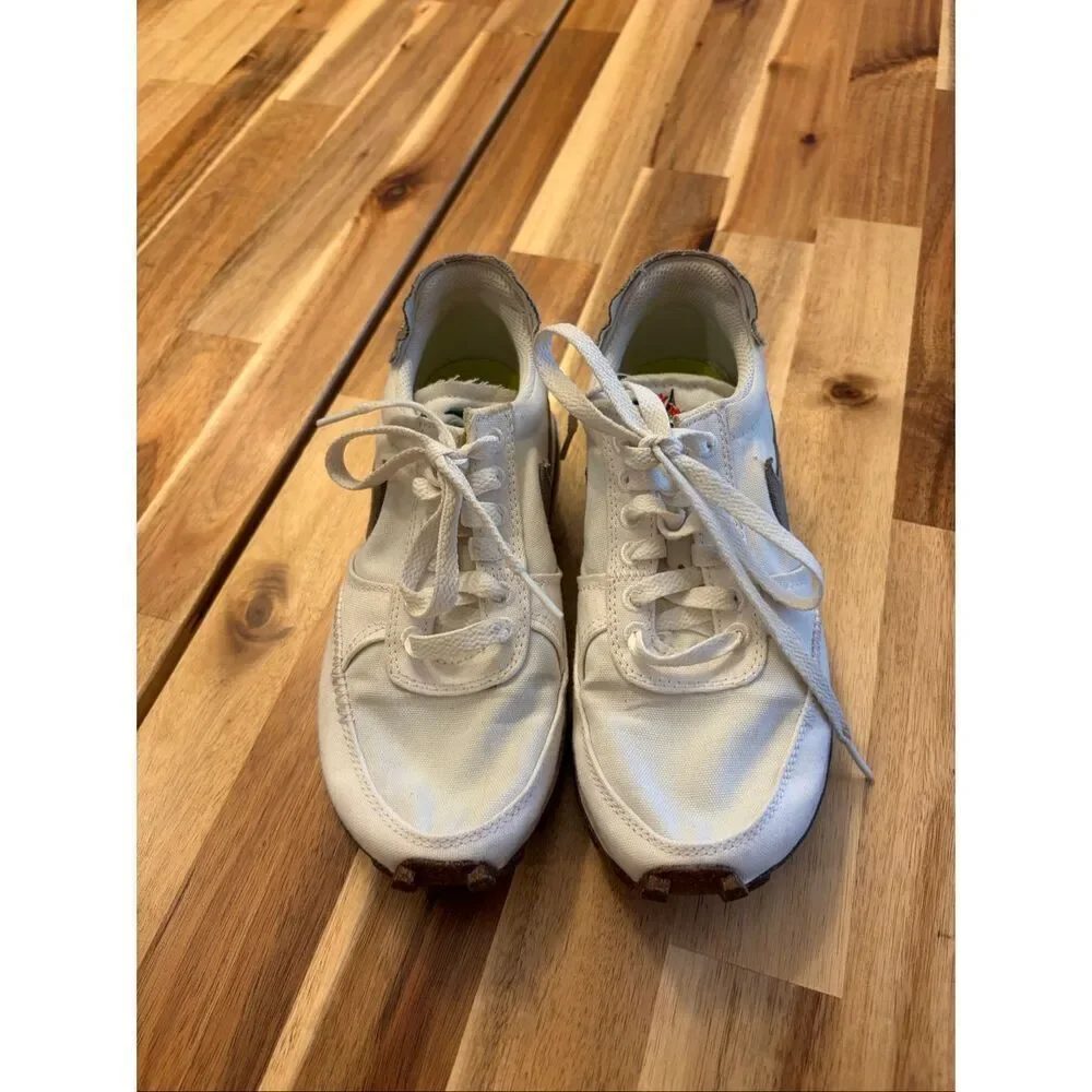 Nike DBreak-Type Pagoda